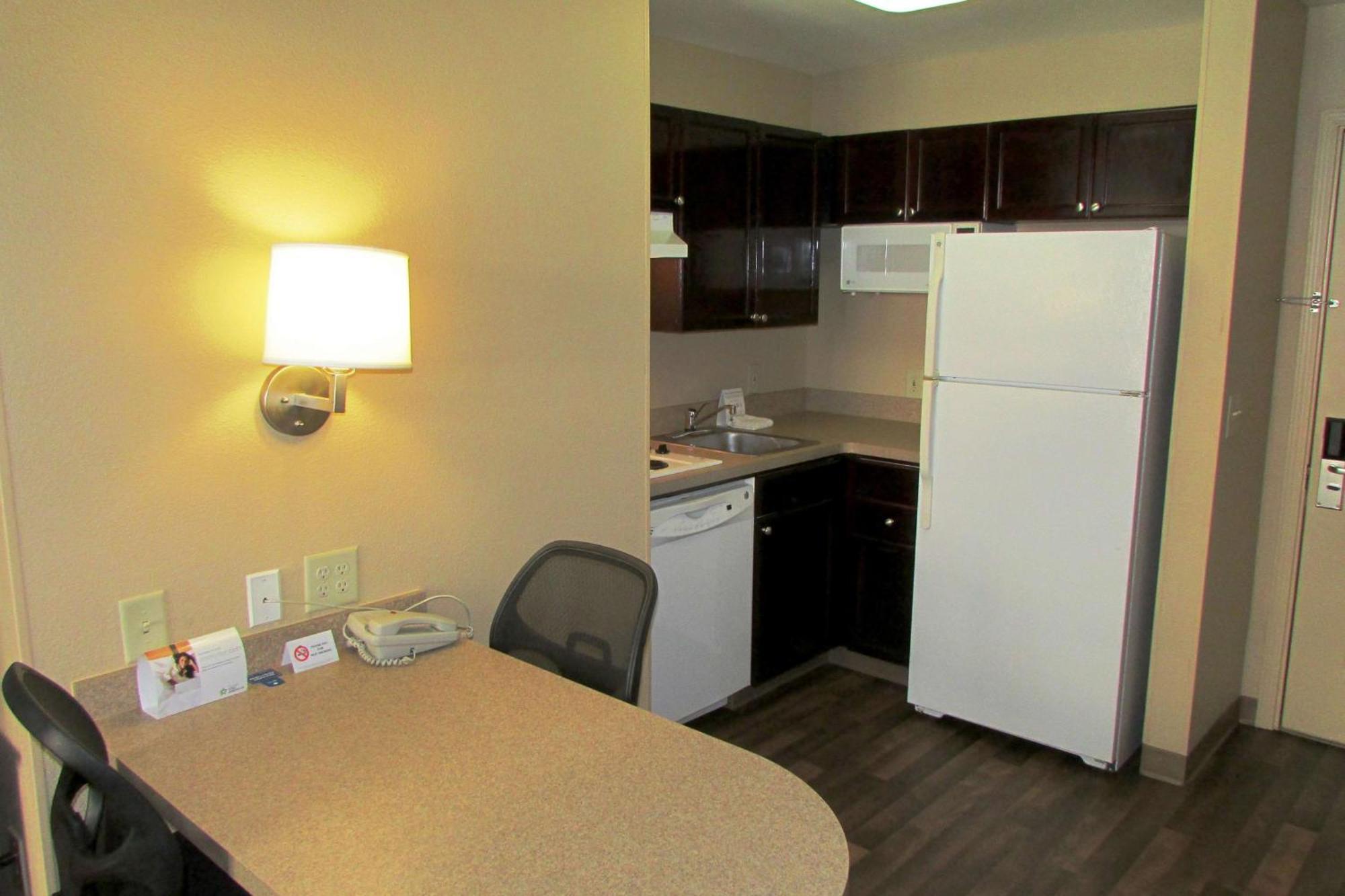 Extended Stay America Select Suites - Austin - Northwest - Research Park Екстер'єр фото